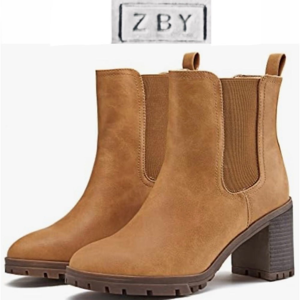 🛍️ZBY Women's light brown Ankle slip on Boots Lug Sole Size 6 BRAND NEW